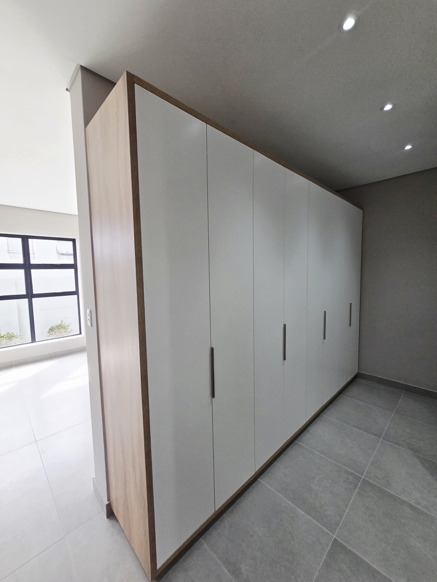 3 Bedroom Property for Sale in Kingswood Golf Estate Western Cape